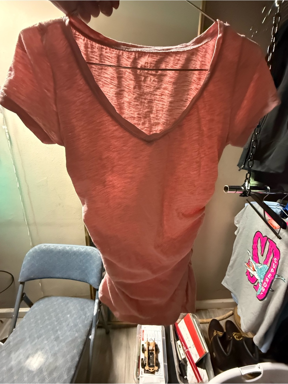 Women’s V-Neck ruched shirt